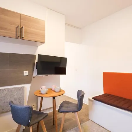 Beautiful Trudaine-marguerite 파리